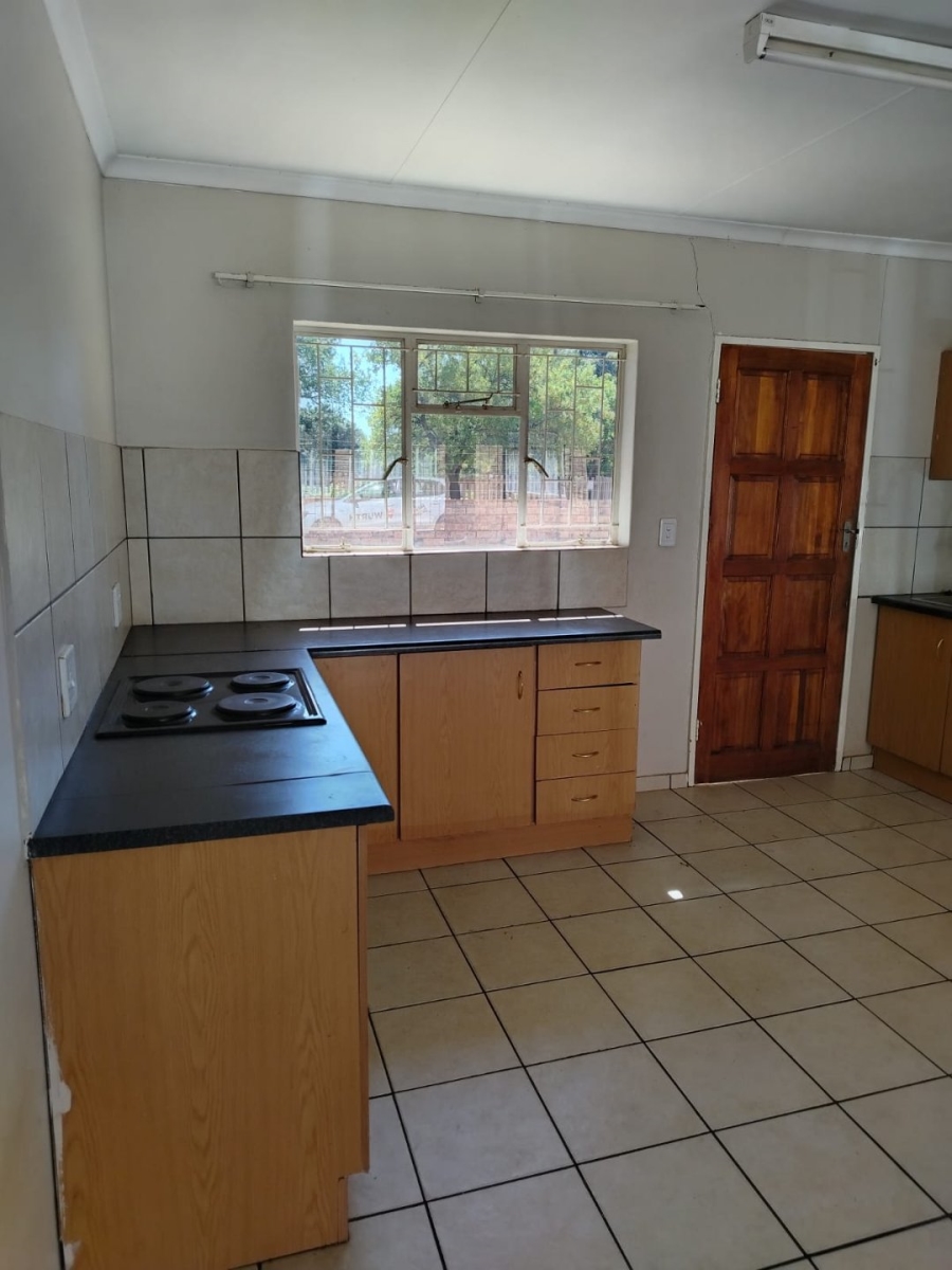 2 Bedroom Property for Sale in Meiringspark North West